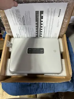 HONEYWELL HSPR 4 ZONE SWITCHING RELAY 