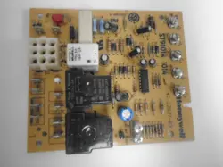 HONEYWELL ST9101A 1014 47-22827-83 FAN CONTROL BOARD  - USED