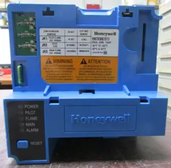 😃 HONEYWELL BURNER CONTROL RM7838B1013