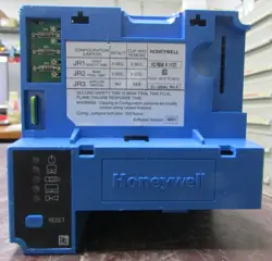 😃 HONEYWELL BURNER CONTROL EC7850 A 1122