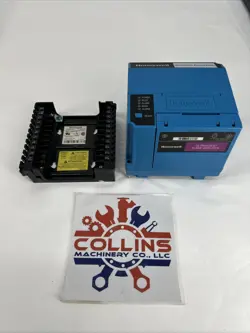 HONEYWELL RM7840 M 1017 BURNER CONTROL, ULTRAVIOLET FLAME AMPLIFIER, Q7800A 1005