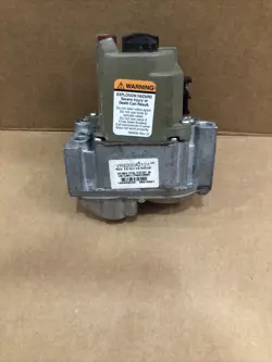 HONEYWELL VR8200A2124 DUAL VALVE STANDING PILOT FURNACE GAS VALVE