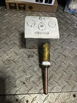 HONEYWELL L4081B1013 BOILER AQUASTAT.  SAME DAY SHIPPING