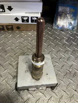 HONEYWELL L4081B1013 BOILER AQUASTAT.  SAME DAY SHIPPING