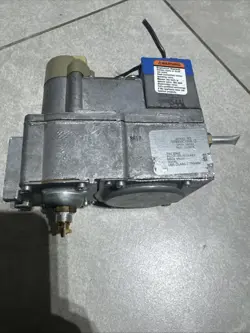 FURNACE GAS VALVE HONEYWELL VR800C1216 