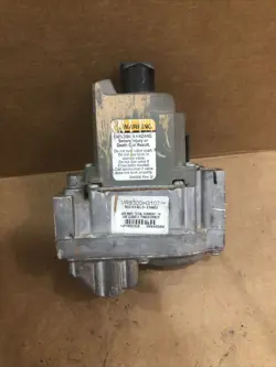 HONEYWELL VR8300H3107 GAS VALVE