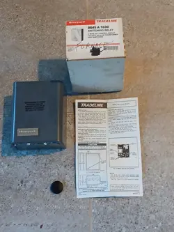 HONEYWELL R845A1030 SWITCHING RELAY