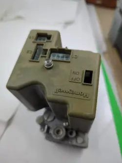 HONEYWELL 1/2