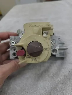 VR8200A