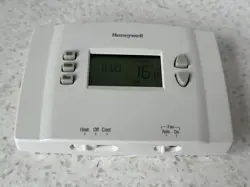 HONEYWELL RTH221B1021 1-WEEK PROGRAMABLE ELECTRONIC THERMOSTAT RTH221B 
