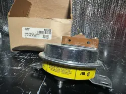 HONEYWELL 18L8901 BLOWER PROVING SWITCH-NEW-WITH BOX (NOS)