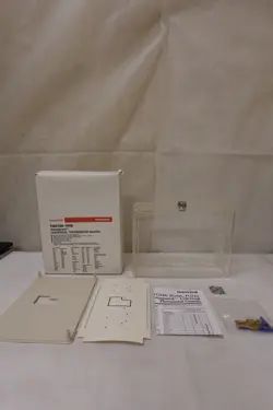 UNIVERSAL HVAC THERMOSTAT