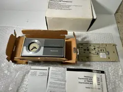HONEYWELL T8090A 1056 CHRONOTHERMAL THERMOSTAT VTG NOS