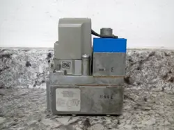 HONEYWELL VR8440M3006 V804A V5306A FURNACE GAS VALVE USED FREE SHIPPING