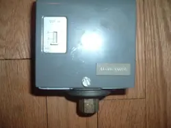 8044