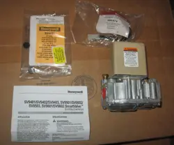 NEW HONEYWELL SV9502H2522 SMARTVALVE FURNACE HSI PILOT IGNITION GAS VALVE BX559