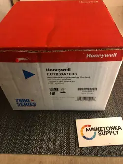 NEW HONEYWELL EC7830A1033 BURNER CONTROL FREE DELIVERY