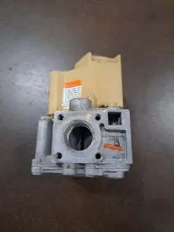 VR8204H
