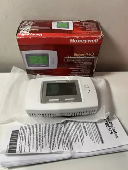 HONEYWELL TB6575A1000 SUITE PRO 120/240V 3-SPEED FAN COIL THERMOSTAT NON PROGRAM