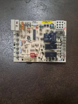 ICP HONEYWELL ST9162A 1040 / 1014459 FURNACE CONTROL CIRCUIT BOARD