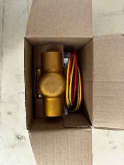 HONEYWELL V8043 E 1020 MOTORIZED VALVE, NOS, 24 V, 1