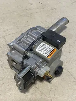 FURNACE GAS VALVE VR8205N8068 HONEYWELL -- EXCELLENT!
