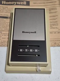 NEW HONEYWELL T822D 1008 ROOM THERMOSTAT LOW VOLTAGE 24VOLT 55-95F TEMPERATURE