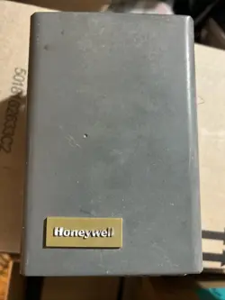 FACTORY OEM HONEYWELL L8151 A AQUASTAT L8124A ,C