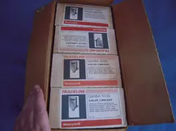 LOT OF 4 HONEYWELL TRADELINE VALVE LINKAGE Q618A 1032