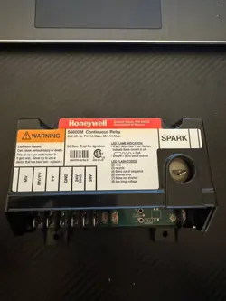 S8600M CONTINUOUS RE-TRY IGNITION CONTROL MODULE FOR FURNACE, WATER HEATER, ETC