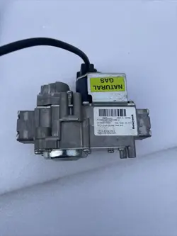 HONEYWELL VK8115V 1069 GAS VALVE