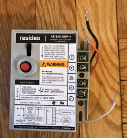 HONEYWELL R8184G4009 INTERNATIONAL OIL BURNER CONTROL BRAND NEW ??