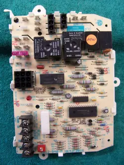 NEW #2 CARRIER BRYANT PAYNE HK42FZ016 OEM CIRCUIT BOARD HONEYWELL 1012-940-M