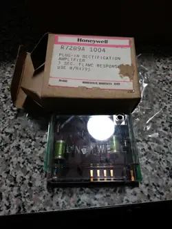 HONEYWELL MODEL R7289A-1004 PLUG-IN RECT AMPLIFIER (NEW IN BOX)
