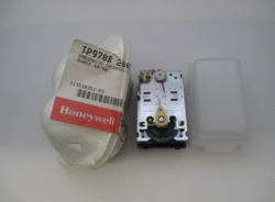 HONEYWELL TP970B 2002 PNEUMATIC THERMOSTAT