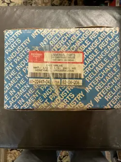 UNIVERSAL PARTS HONEYWELL  GAS VALVE VR8205A2008  602244704