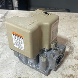NEW IN BOX VALVE N HSP SNAP HW SV9501M2056 1170429 GAS VALVE