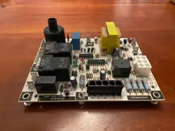 LENNOX 1097-502 FURNACE CONTROL BOARD 104278-01 USED