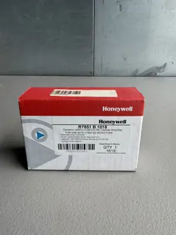 AMPLIFIER R7851