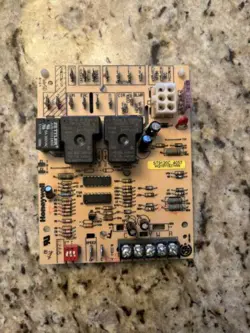 HONEYWELL ST9120C4057 FURNACE CONTROL CIRCUIT BOARD HQ1011927HW TESTED & WORKING