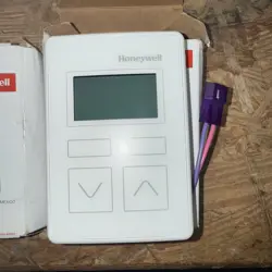 4 HONEYWELL TR42 ZIO LITE WALL MODULE - SYLK ENABLED - BRAND NEW IN BOX