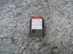 ICP HONEYWELL S87B1032 HQ611175HW 611175 FURNACE IGNITION CONTROL BOARD MODULE