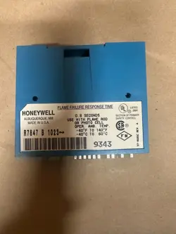 HONEYWELL R7847B1023 - 7800 SERIES BURNER CONTROL