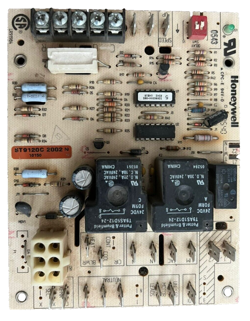 ST9120C2002 HONEYWELL FURNACE CONTROL CIRCUIT BOARD