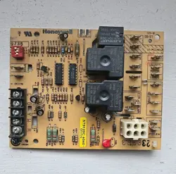 FURNACE CONTROL BOARD ST9120C4040, 1011179, NUM#213