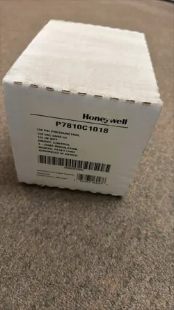 HONEYWELL P7810C1018 PRESSURETROL CONTROLLER NEW OPEN BOX NEVER INSTALLED