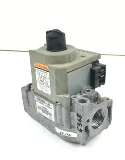 HONEYWELL VR8305M4140 NATURAL GAS VALVE 24V OUTLET 3/4