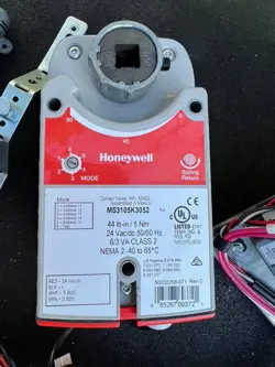 HONEYWELL MS3105K3052 DAMPER ACTUATOR ECONOMIZER CONTROLLER *NEW * WARRANTY *
