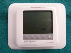 NEW HONEYWELL TH6210U2001 T6 PRO-SERIES PROGRAMABLE THERMOSTAT 2-HEAT 2-COOL
