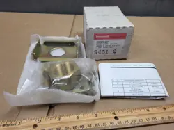 HONEYWELL 220829LGQ2  Q5001 ADAPTER LANDIS & GYR VALVE